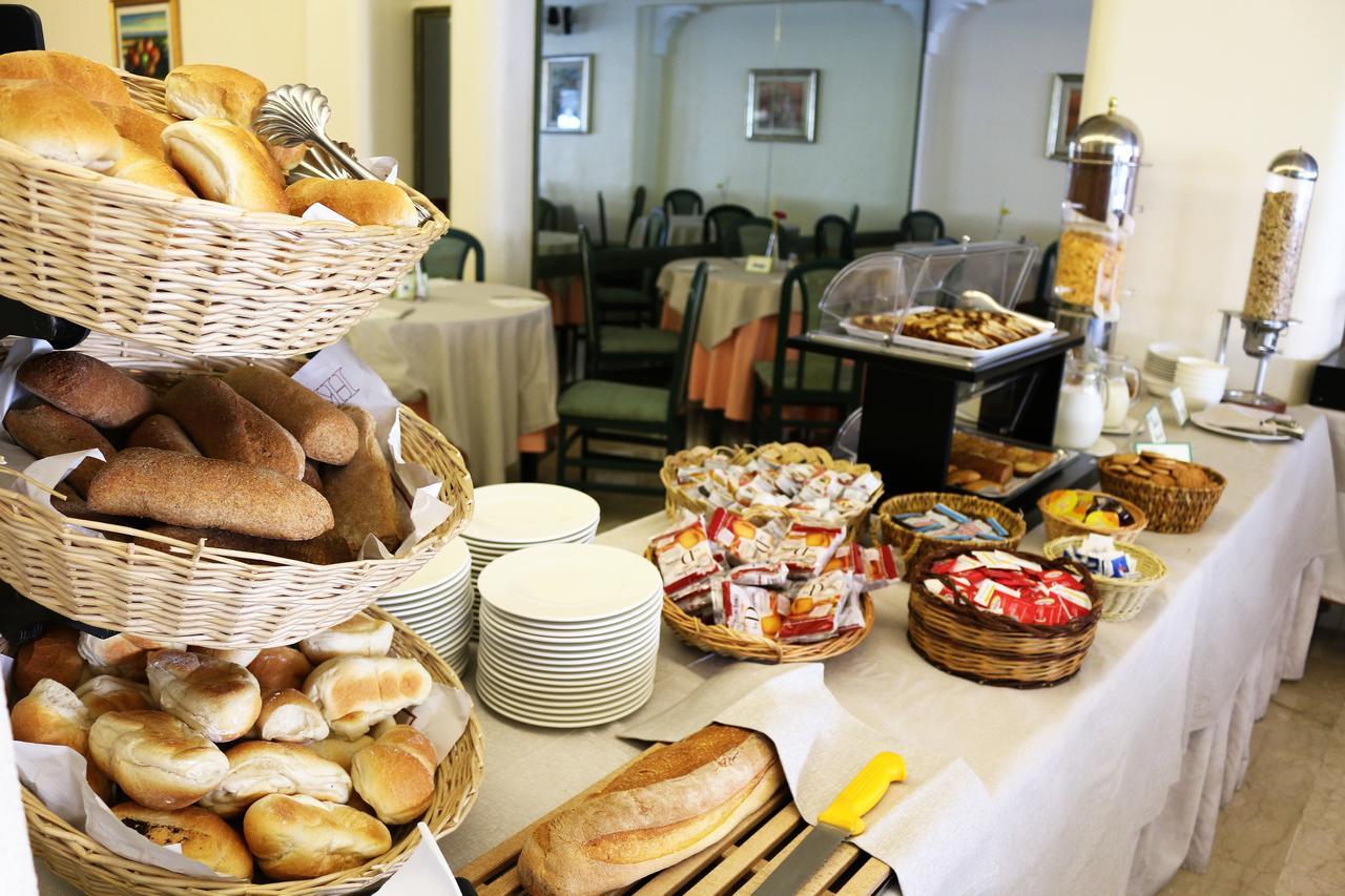 Hotel Kennedy SantʼAlessio Siculo Extérieur photo